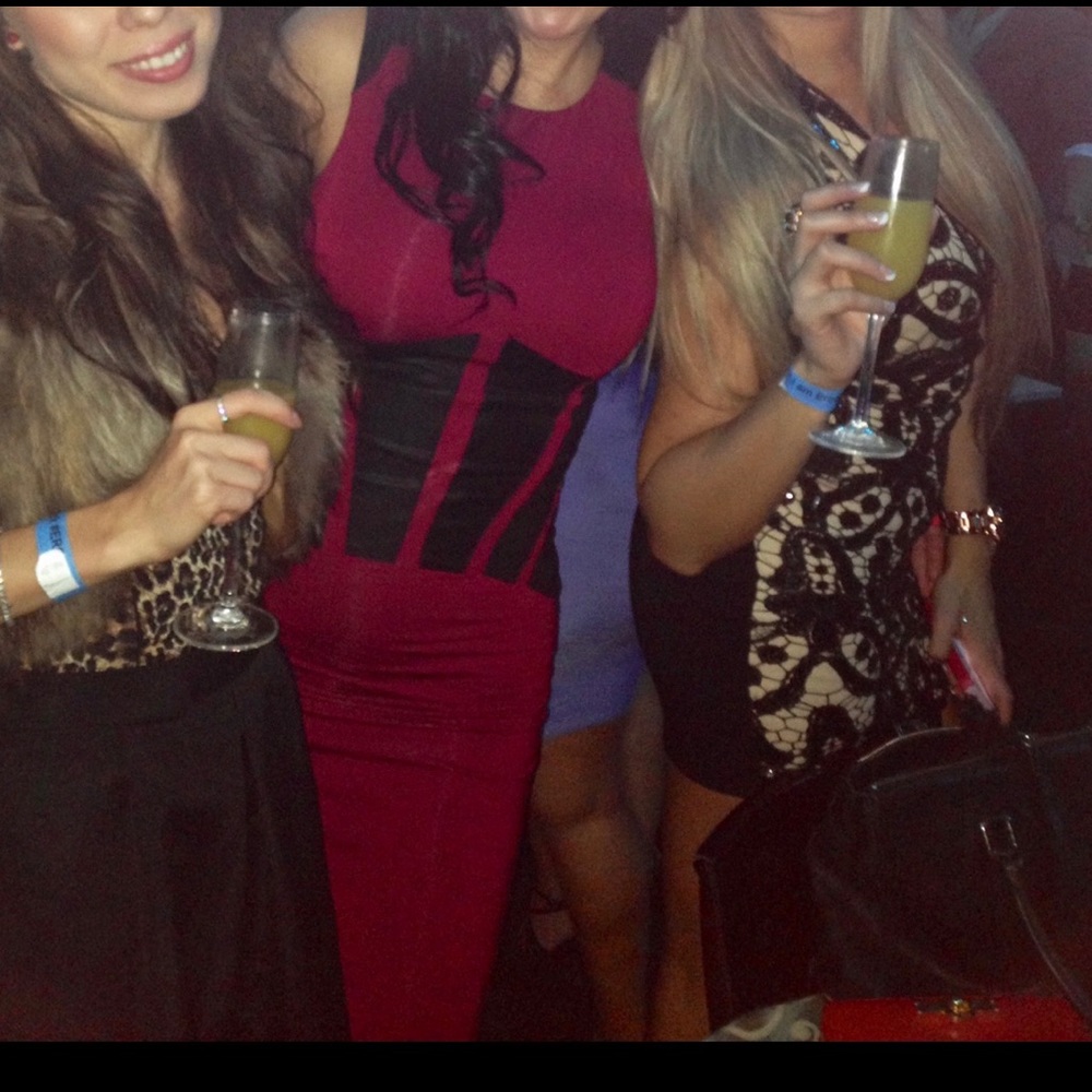 Bebe dress
